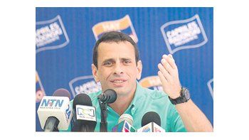 Henrique Capriles enfatiza que ofrece una alternativa de «progreso» frente al socialismo chavista. Se declara admirador de Lula da Silva, pero alentó el golpe de Estado de 2002.