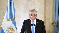 Alberto Fernández encabezó la cena anual de camaradería de las FFAA.