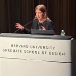 María Migliore contó la experiencia de integracion del Barrio Mujica en Harvard. María Migliore contó la experiencia de integracion del Barrio Mujica en Harvard.