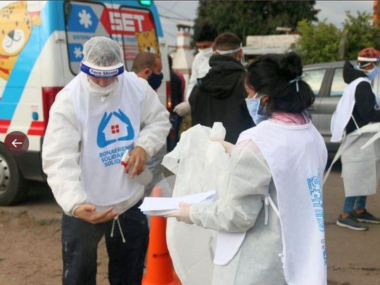 Hasta el momento,&nbsp;en el barrio San Jorge fueron confirmados 92 casos positivos de coronavirus, que presentan síntomas leves o nulos que fueron derivados al Centro de Aislamiento Covid-19, ubicado en la localidad de Troncos del Talar.&nbsp;