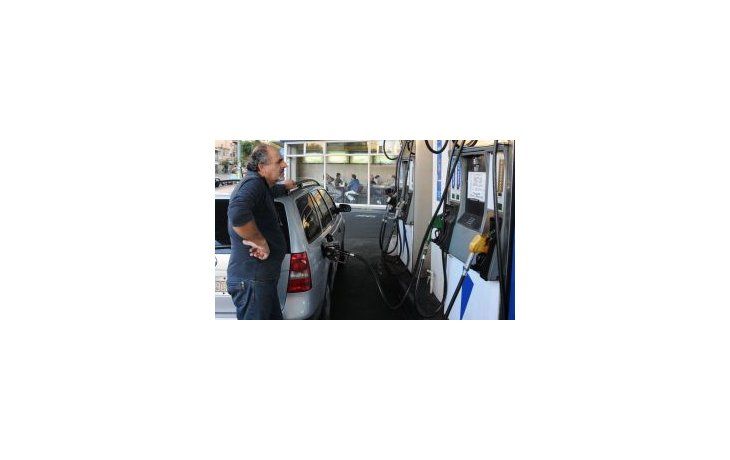 Suben hoy 6% los combustibles