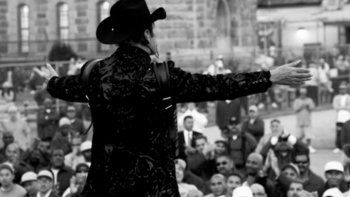 los tigres del norte, al ritmo de johnny cash y con produccion de santaolalla