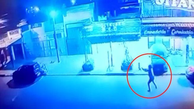 Un motochorro de 16 años fue asesinado por un vecino tras querer robarle.&nbsp;