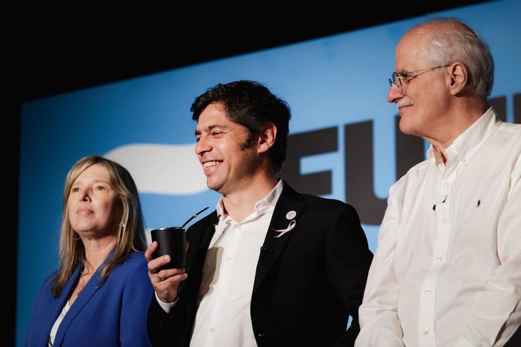 Kicillof y el mate, inseparables. Kicillof y el mate, inseparables.