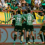 Aldosivi le dio una alegría a su gente con la permanencia en Primera. Aldosivi le dio una alegría a su gente con la permanencia en Primera.