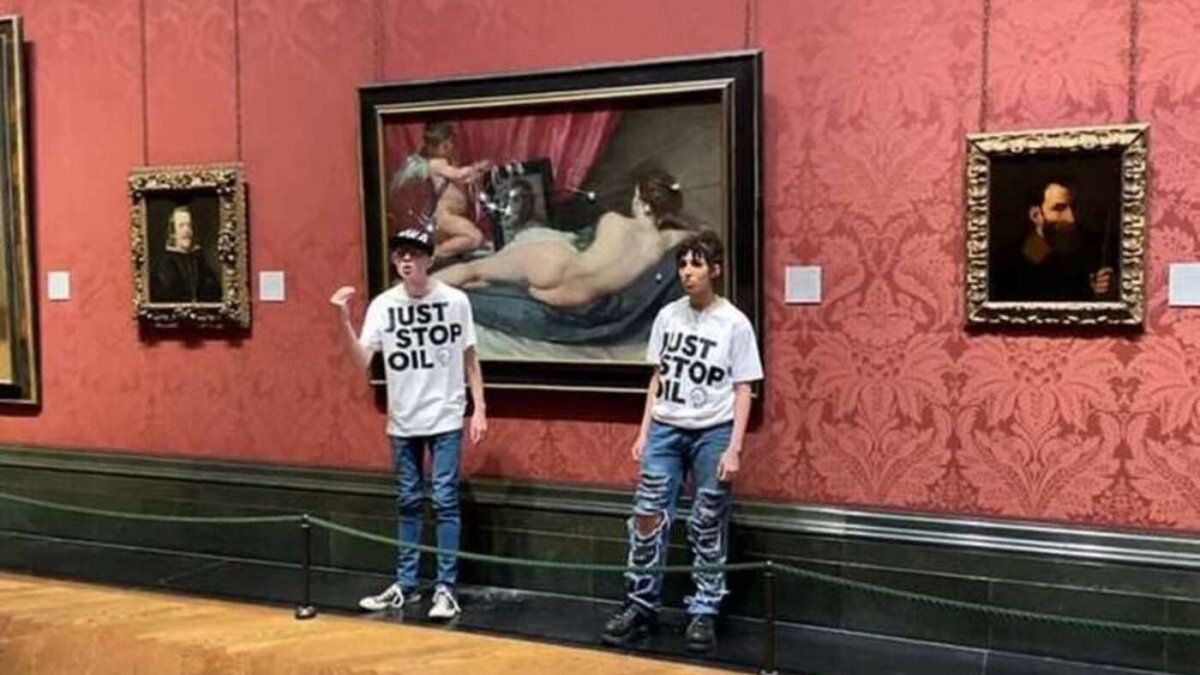 Activists attacked a work by Diego Velázquez valued at 83 million euros with hammer blows