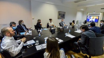 El FdT se reunió hoy en el Ministerio de Economía para definir la propuesta de movilidadprevisional que el Poder Ejecutivo Nacional pondrá a consideración de la Comisión BicameralMixta de Movilidad Previsional.&nbsp;