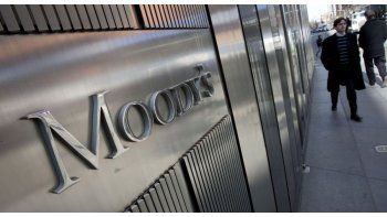 Moodys consideró negativa la prohibición para las compañías de seguros de comprar Lebacs