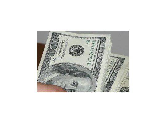 La semana pasada el dólar oficial acumuló un avance de tres centavos.