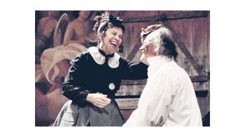 «El cordero de ojos azules», con Leonor Manso y Carlos Belloso, es una de las reposiciones del Complejo Teatral Buenos Aires.