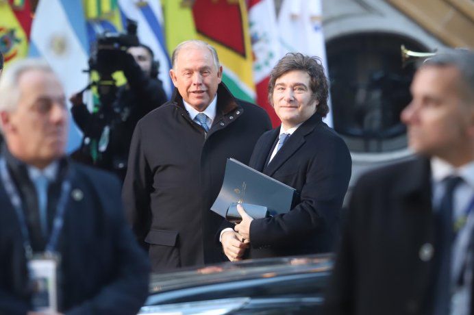 El presidente Javier Milei hab&iacute;a anticipado que los cambios en su gabinete llegar&iacute;an despu&eacute;s de los comicios, pero la dimisi&oacute;n de Werthein alter&oacute; los planes.