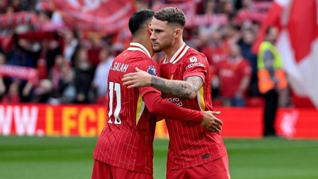 Mac Allister fue titular en Liverpool.