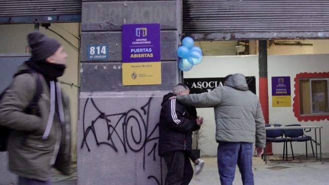 El gobierno ya atendió a más de 2.000 personas en el marco de la alerta roja por el frío.
