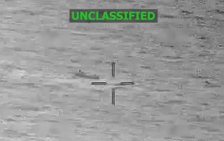 Estados Unidos mantiene los ataques a embarcaciones en aguas internacionales.