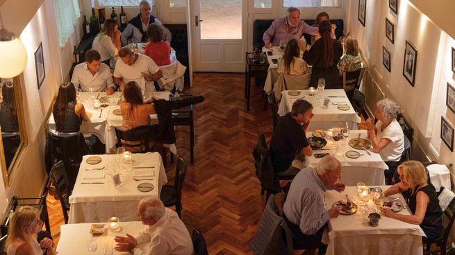 Con más de dos décadas de trayectoria, el bistró sostiene una cocina de raíz francesa con sello propio.