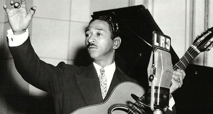 Oscar Alemán.