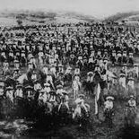 Las fuerzas del general Emiliano Zapata toman la ciudad de Cuautla en 1911 derrotando al famoso Quinto de oro, del ejército porfirista. Las fuerzas del general Emiliano Zapata toman la ciudad de Cuautla en 1911 derrotando al famoso Quinto de oro, del ejército porfirista.
