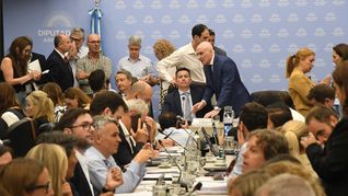 ámbito.com | 23-01-2024_el_plenario_de_comisiones_de.jpg
