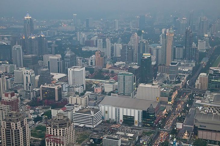  Bangkok podría quedar sumergida bajo el agua para el final de este siglo. Bangkok podría quedar sumergida bajo el agua para el final de este siglo.
