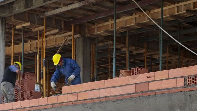 Construcción. Esta medida de alivio fiscal es clave para impulsar el crecimiento y la financiación de una de las industrias más pujantes del país, dijo Sergio Massa.