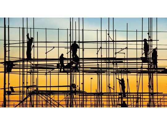 Argentina, único país de la región donde cayó el salario mínimo en dólares