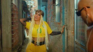 Wanda Nara en el videoclip de “O Bicho Vai Pegar”. Wanda Nara en el videoclip de “O Bicho Vai Pegar”.