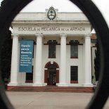 Por la ESMA pasaron 5 mil personas detenidas-desaparecidas. Solo sobrevivieron cerca de 300. Por la ESMA pasaron 5 mil personas detenidas-desaparecidas. Solo sobrevivieron cerca de 300.