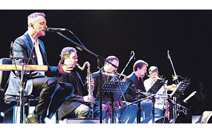 ámbito.com | Desafío. Sexteto y cantante apostaron a lo menos conocido.