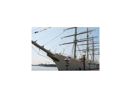 La Fragata ARA Libertad arribó al puerto de Tema el primero de octubre pasado y fue embargada por la Justicia de Ghana al día siguiente.