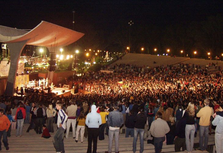 Paysandú celebra su 56° Semana de la Cerveza durante la Semana del Turismo en Uruguay.