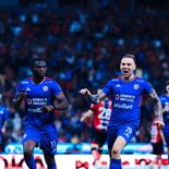 Cruz Azul logró un importante triunfo por 3-2 ante Atlás en el Estadio Jalisco y dio un gran paso para avanzar a la siguiente ronda de la Liguilla. Cruz Azul logró un importante triunfo por 3-2 ante Atlás en el Estadio Jalisco y dio un gran paso para avanzar a la siguiente ronda de la Liguilla.