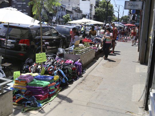 La venta ilegal de productos en las calles de la Capital Federal aumentó 25,1% anual en junio