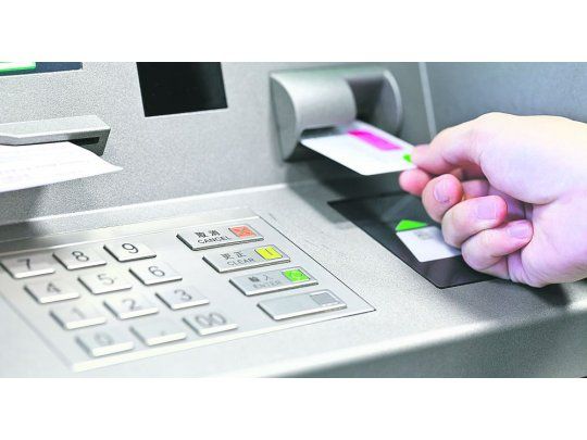 Esta nueva tecnología en los cajeros automáticos podria hacer desaparecer la tarjeta de débito.