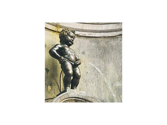 El Mannekin Pis, curiosa estatua que es símbolo de la capital belga.
