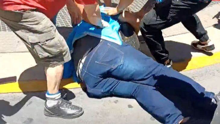 Un policía fue atropellado en el medio del operativo de desconcentración de la marcha de la CGT. Un policía fue atropellado en el medio del operativo de desconcentración de la marcha de la CGT.