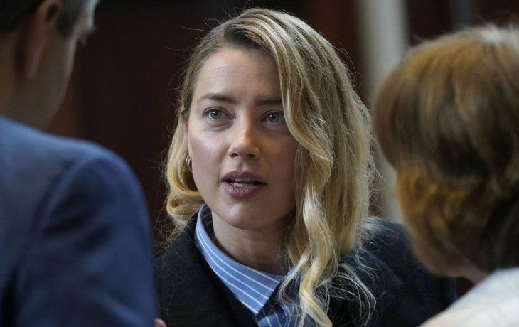Amber Heard retomó hoy su declaración en el juicio por difamación iniciado por Johnny Depp