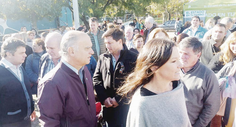 Vidal ya exhibe a Bullrich y sale a la caza de votos del FpV (foto 1)