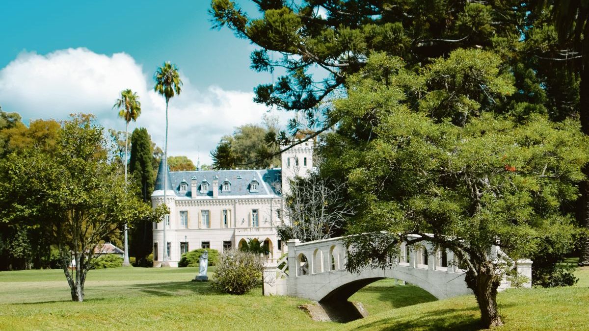 A getaway between history and nature