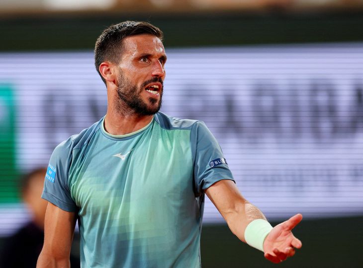 It is one of the tennis figures in your country and had nothing easy.