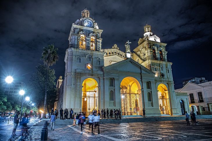 Córdoba is the cheapest destination to travel from Buenos Aires. Córdoba is the cheapest destination to travel from Buenos Aires.