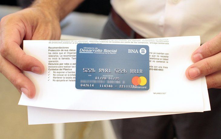 Gobierno entregó 30% de las tarjetas alimentarias