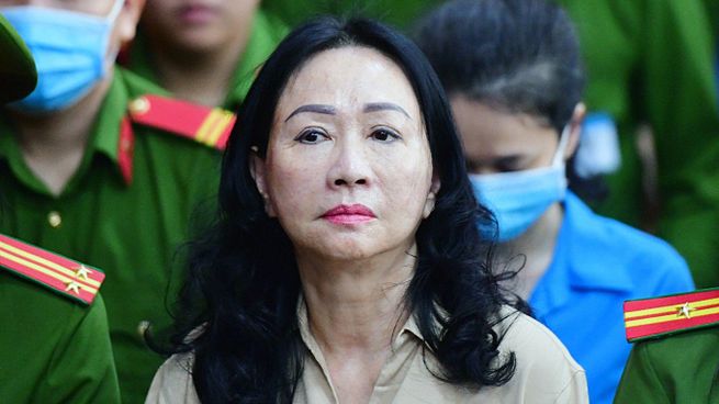 Lan supuestamente malversó 12.500 millones de dólares, pero los fiscales afirmaron el jueves que los daños totales causados por el esquema alcanzan 27.000 millones, equivalente a 6% del PIB de Vietnam en 2023.