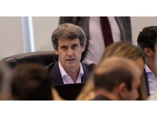 Road show de Prat Gay en NY para ofrecer títulos del acuerdo con fondos buitre
