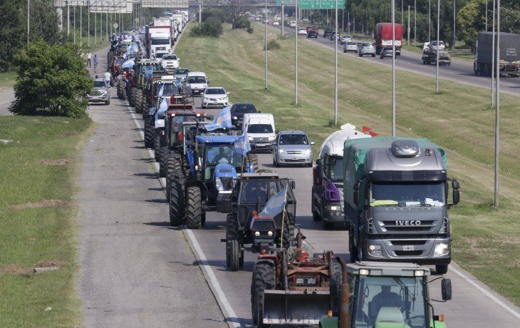 ámbito.com | tractorazo3-NA.jpg