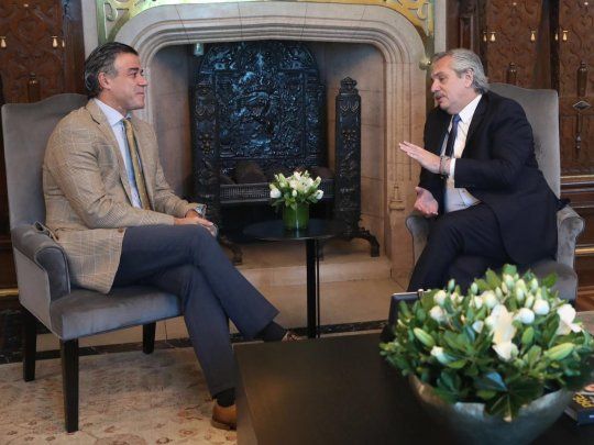 Daniel Rafecas junto a Alberto Fernández en la Casa Rosada.