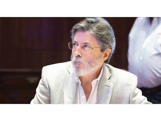 apertura. Según la resolución que firmó ayer el titular de la AFIP, Alberto Abad, los bancos tendrán hasta el 30 de junio para enviar los datos.