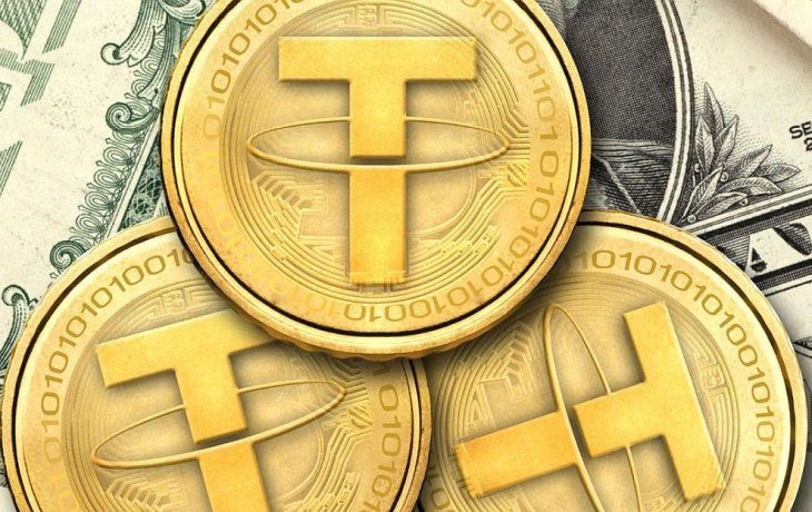 ¿Pesos, dólares o bitcoins?