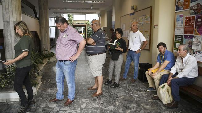 El horario de votación amplio busca evitar posibles contratiempos.