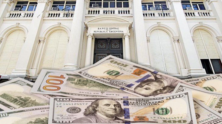 El BCRA lleva el d&oacute;lar oficial muy por detr&aacute;s de la inflaci&oacute;n.&nbsp;