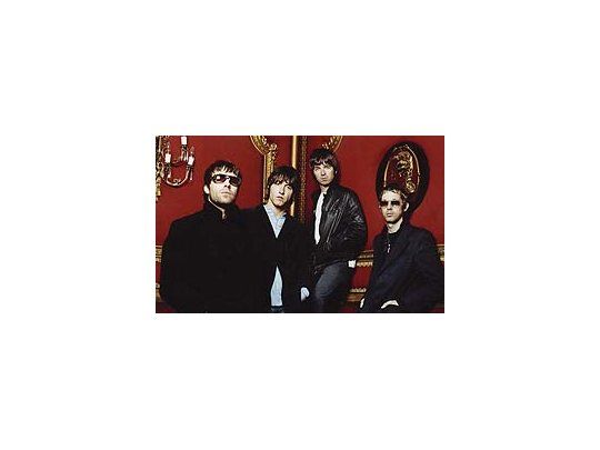 Oasis, elegidos por tres de sus canciones